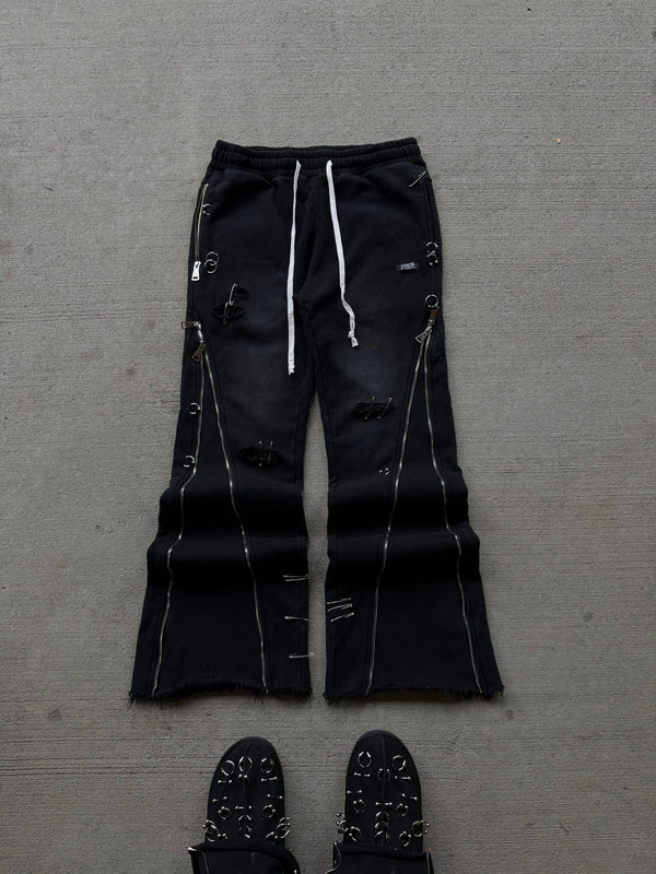 PIERCED 3X ZIP FLARED SWEATS