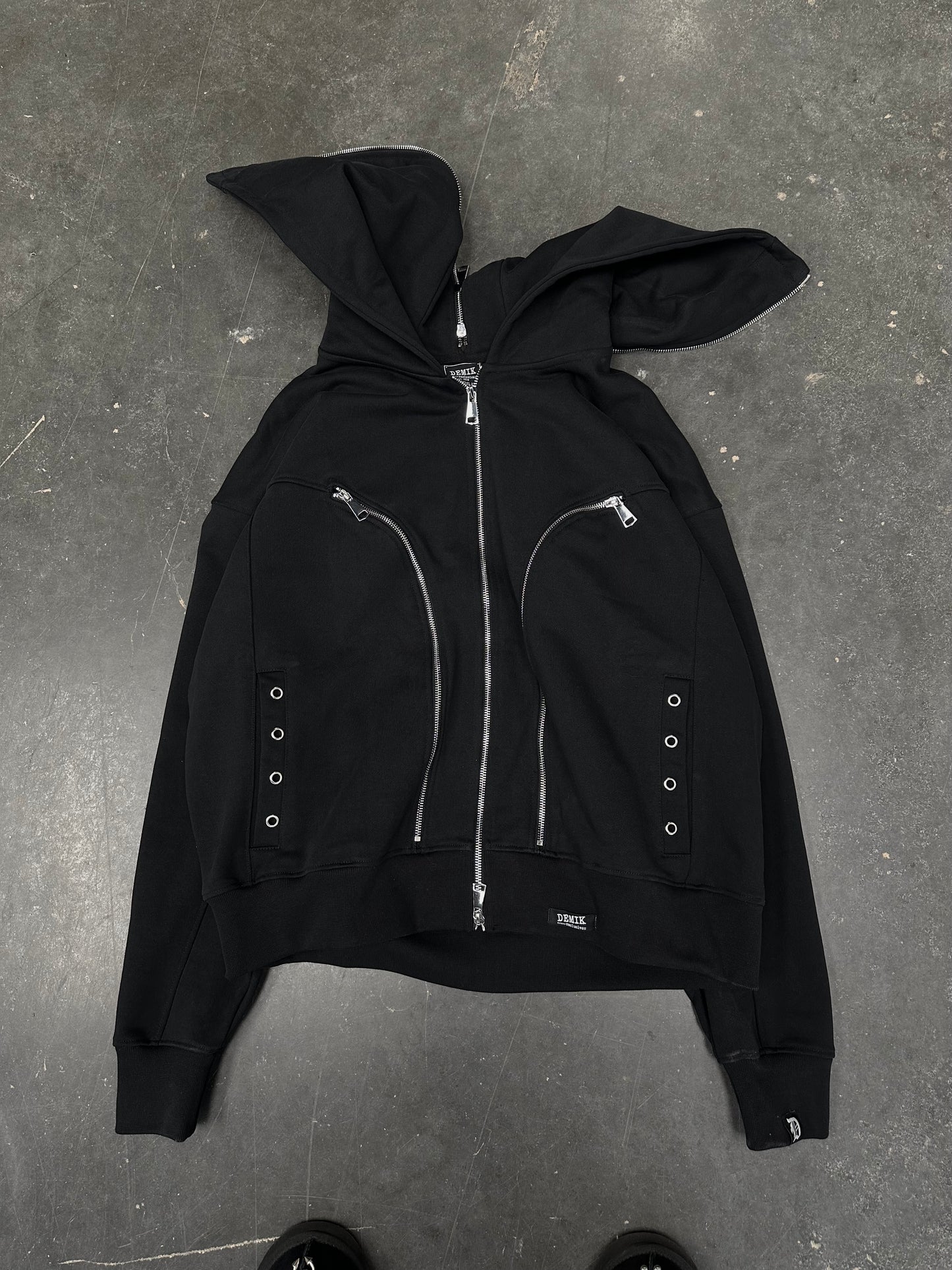 MATRIX ZIP UP (PREMADE)