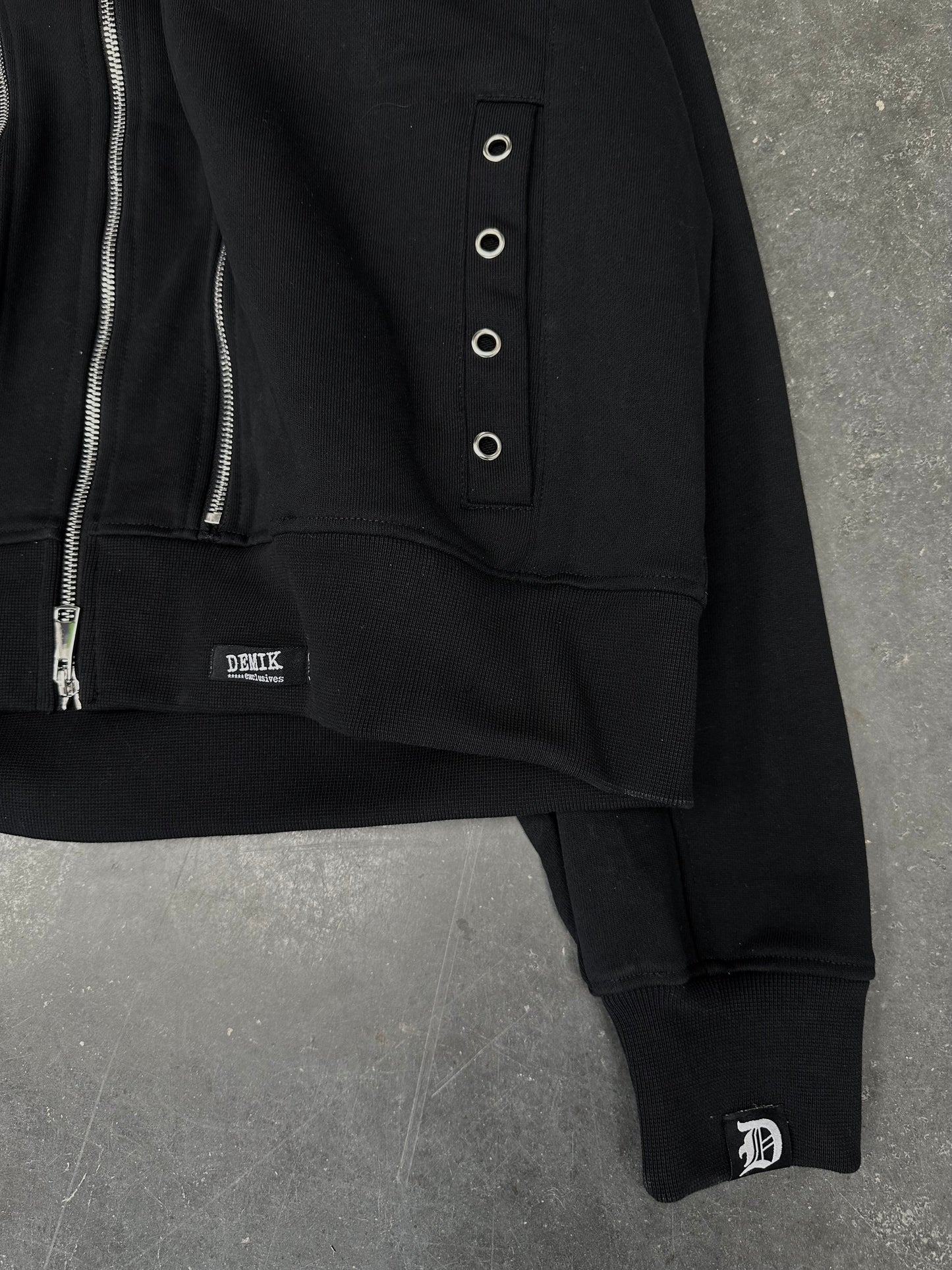 MATRIX ZIP UP (PREMADE)