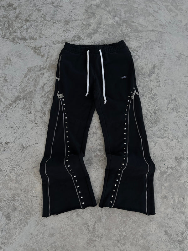 STUDDED BUNDLE DEAL (+ FREE CHAIN)