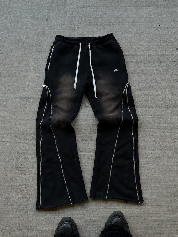 ONYX 3X ZIP FLARED SWEATS