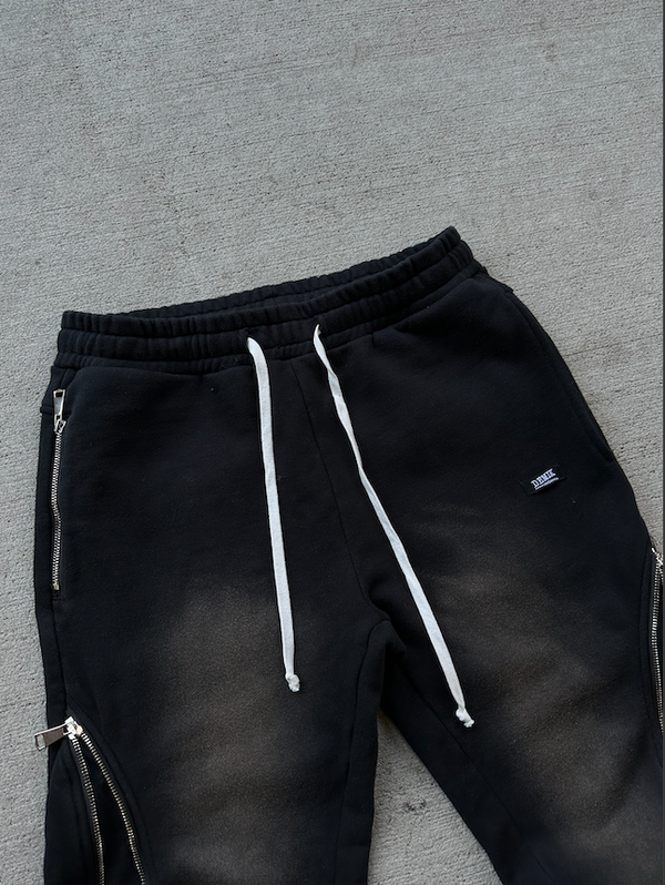 ONYX 3X ZIP FLARED SWEATS