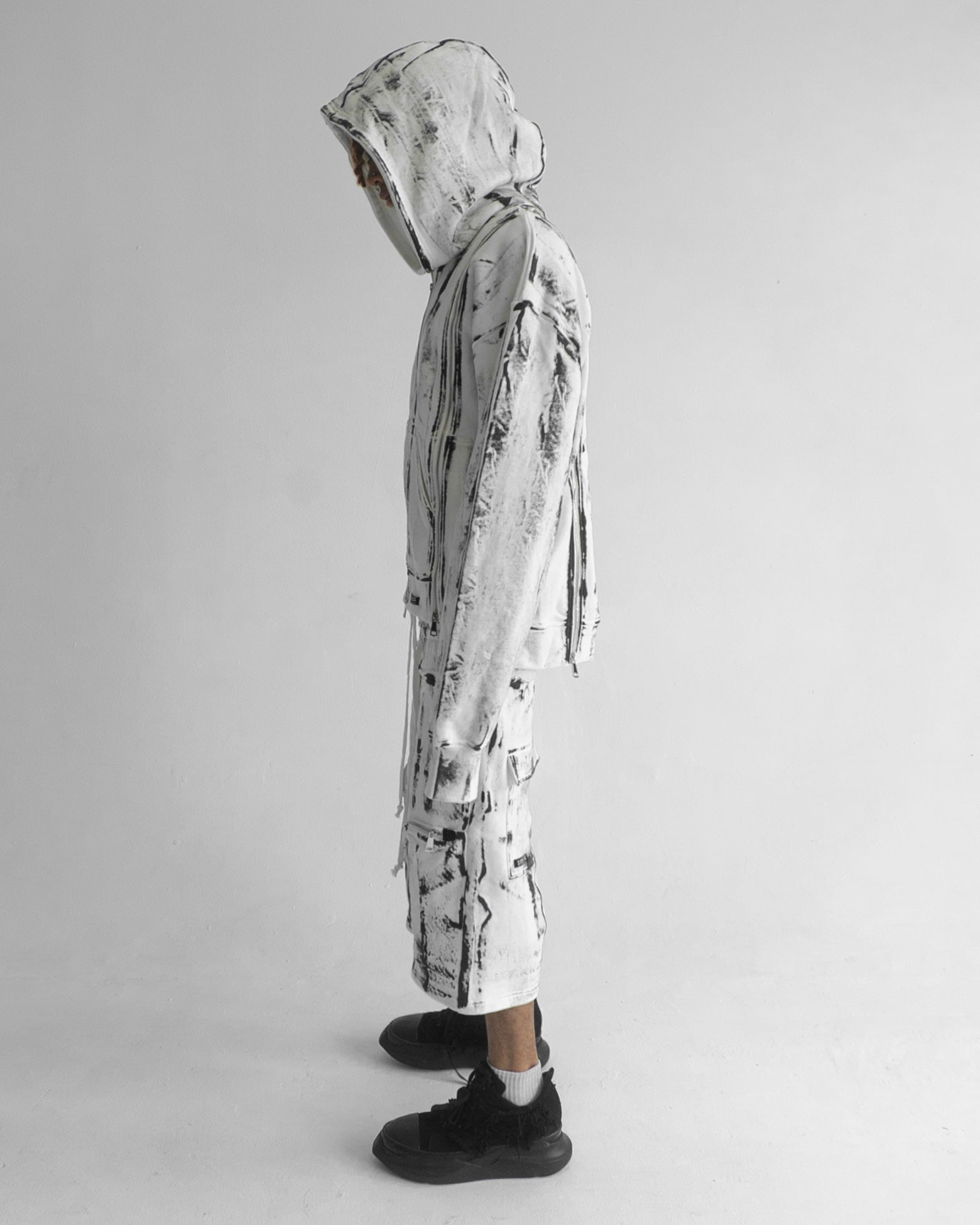 WHITE SWAN 3X ZIP UP HOODIE