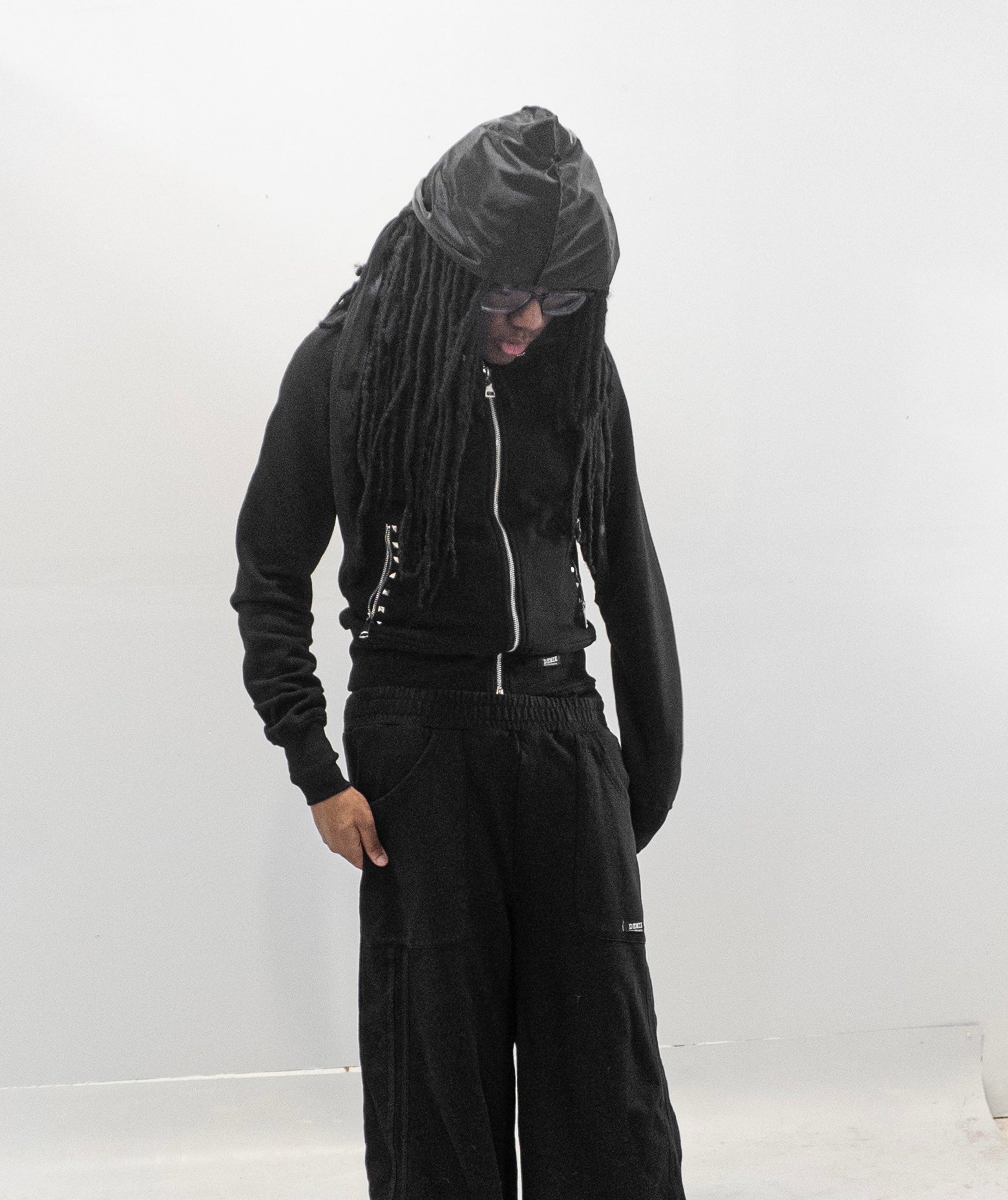 BLACKWING ZIP UP
