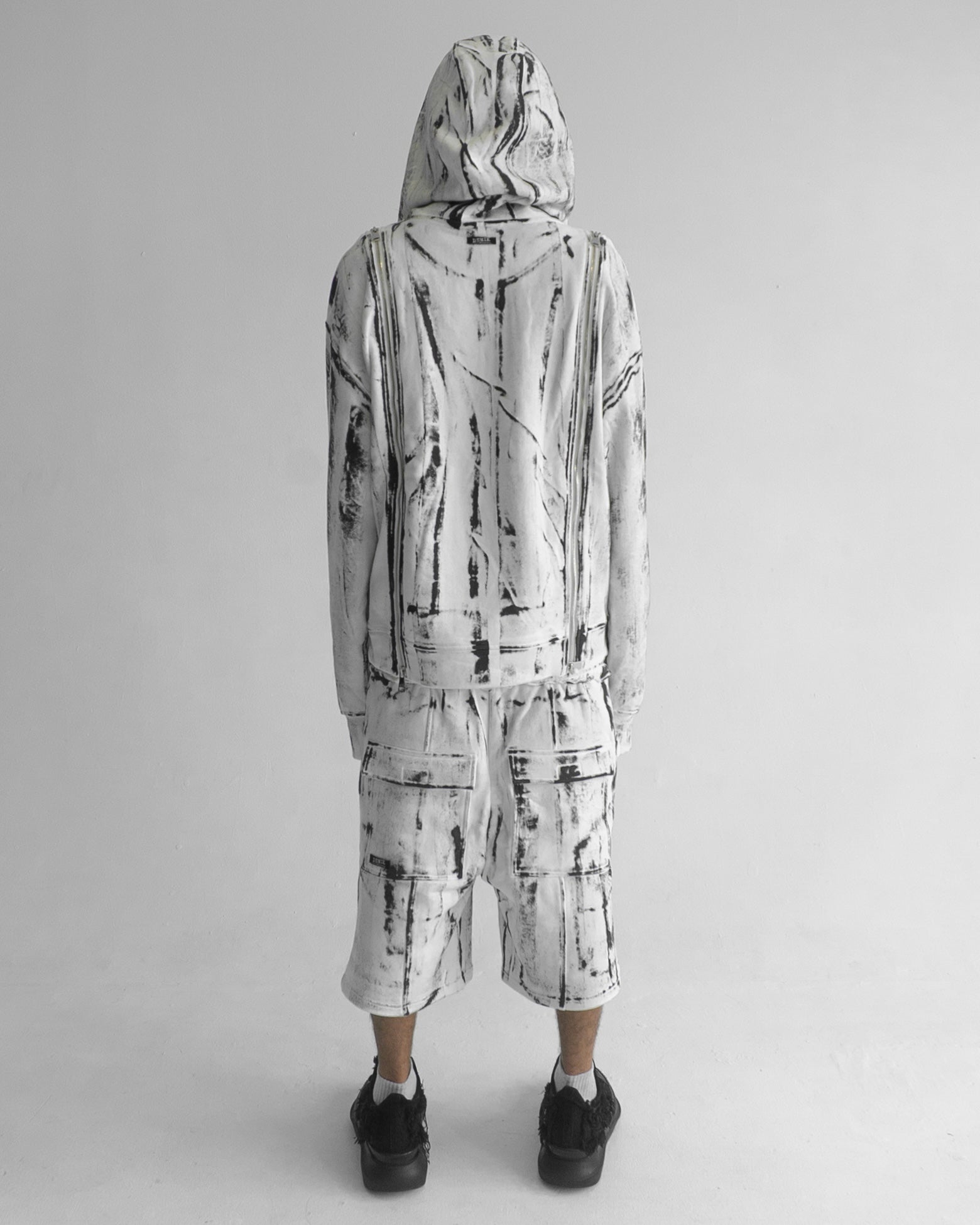 WHITE SWAN 3X ZIP UP HOODIE