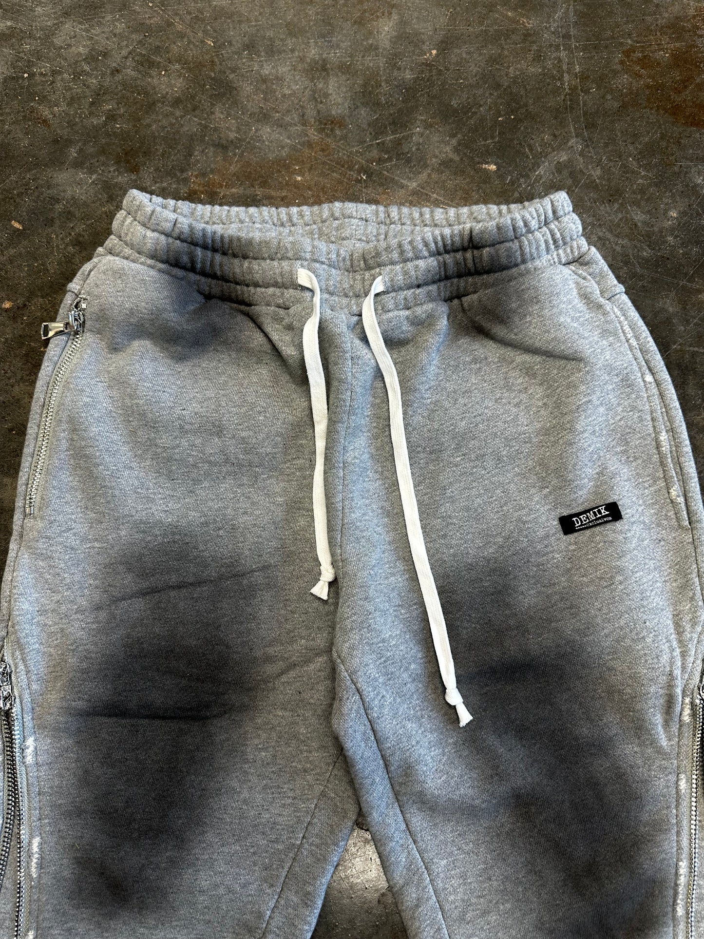 AURA 3X ZIP FLARED SWEATS