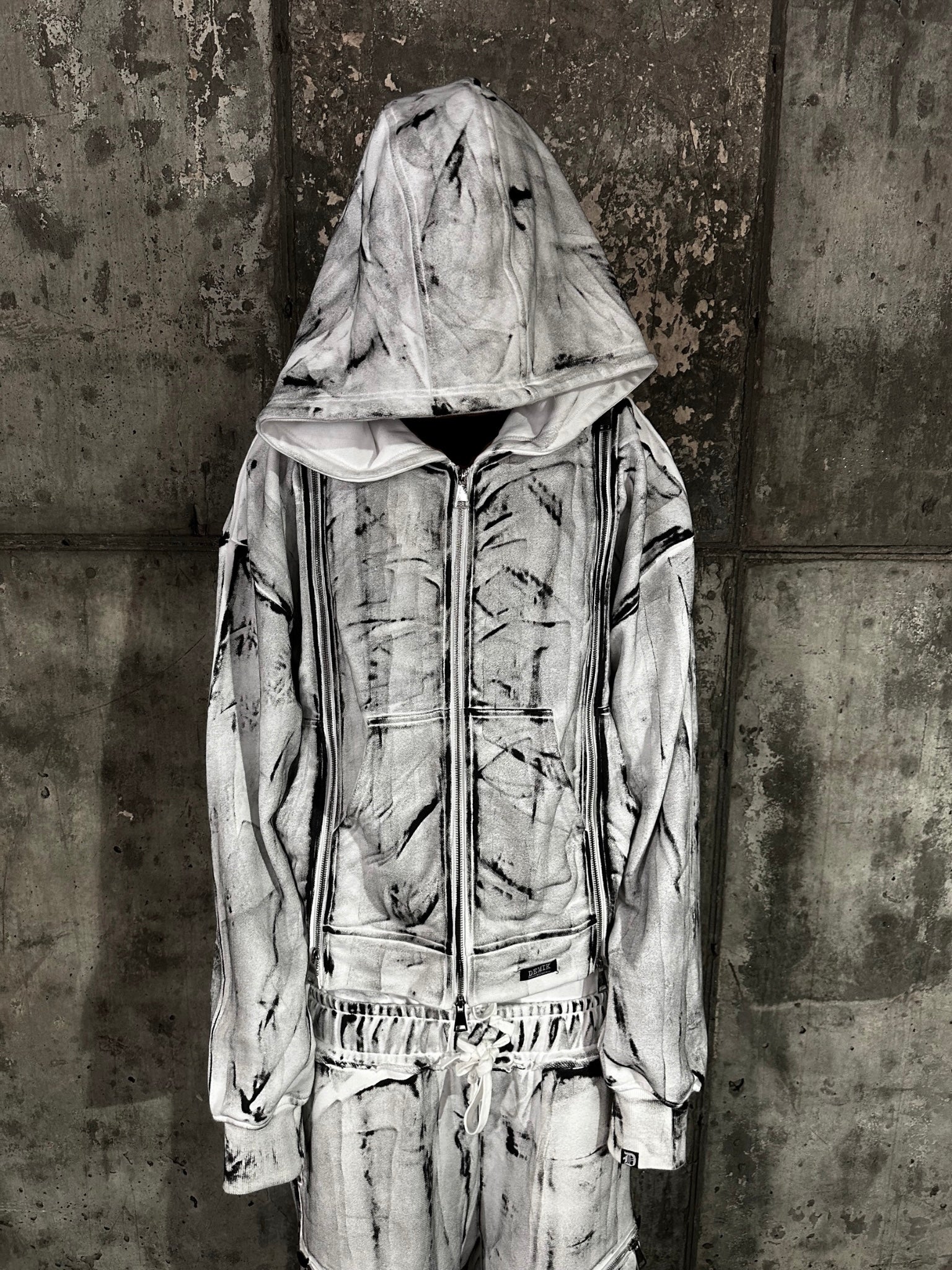 WHITE SWAN 3X ZIP UP HOODIE