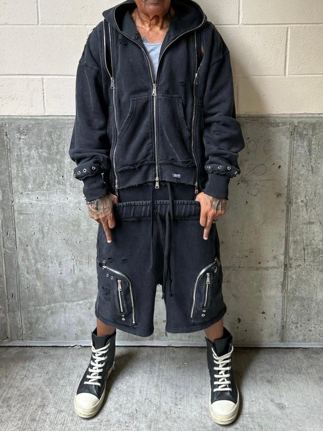 DISTRESSED 3X ZIP UP HOODIE