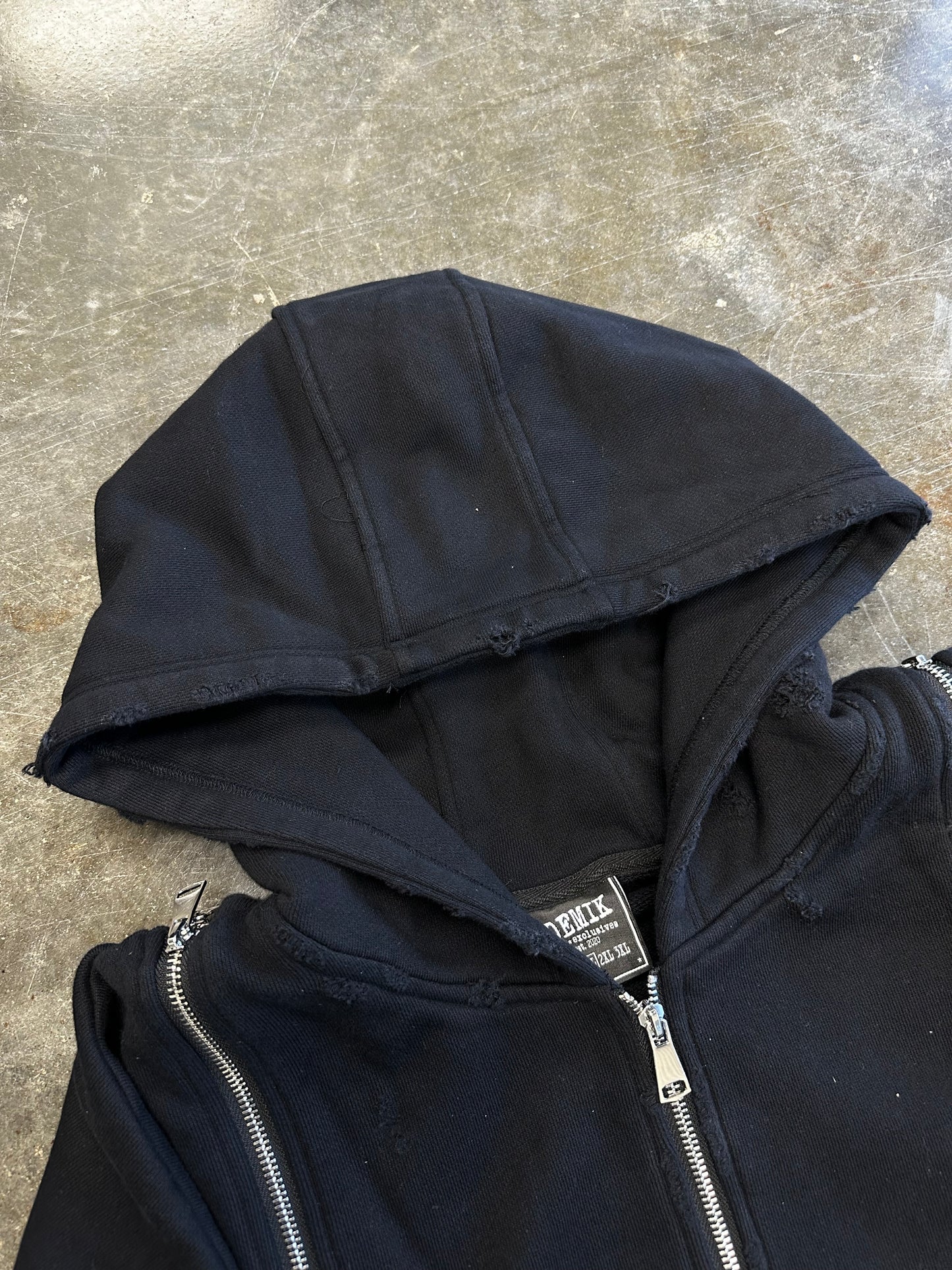 STEALTH 3X ZIP UP HOODIE