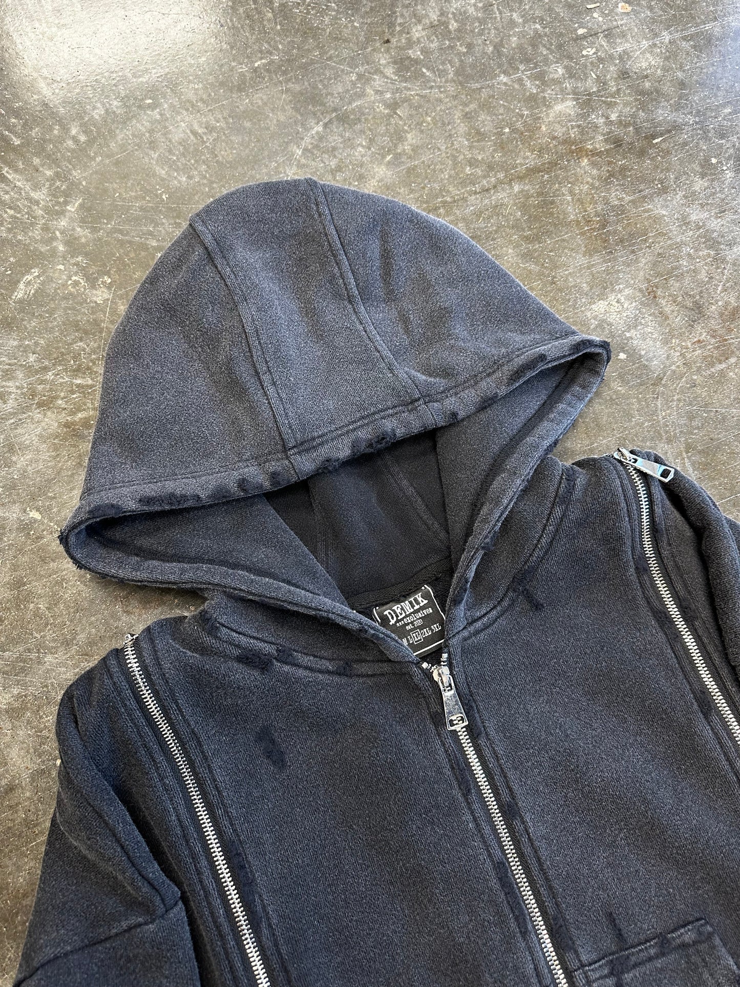 SHADOW 3X ZIP UP HOODIE