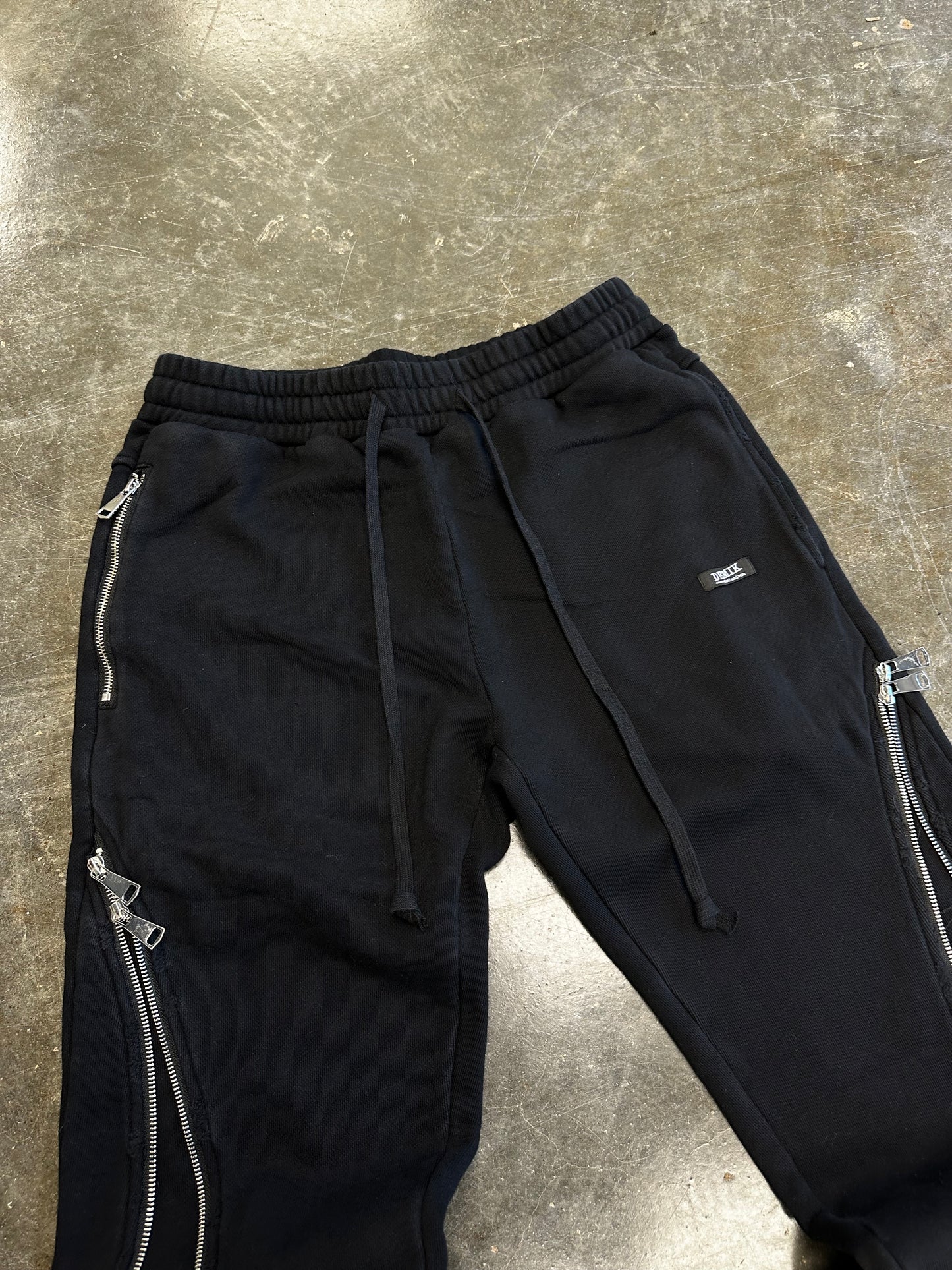 STEALTH 3X ZIP FLARED SWEATS