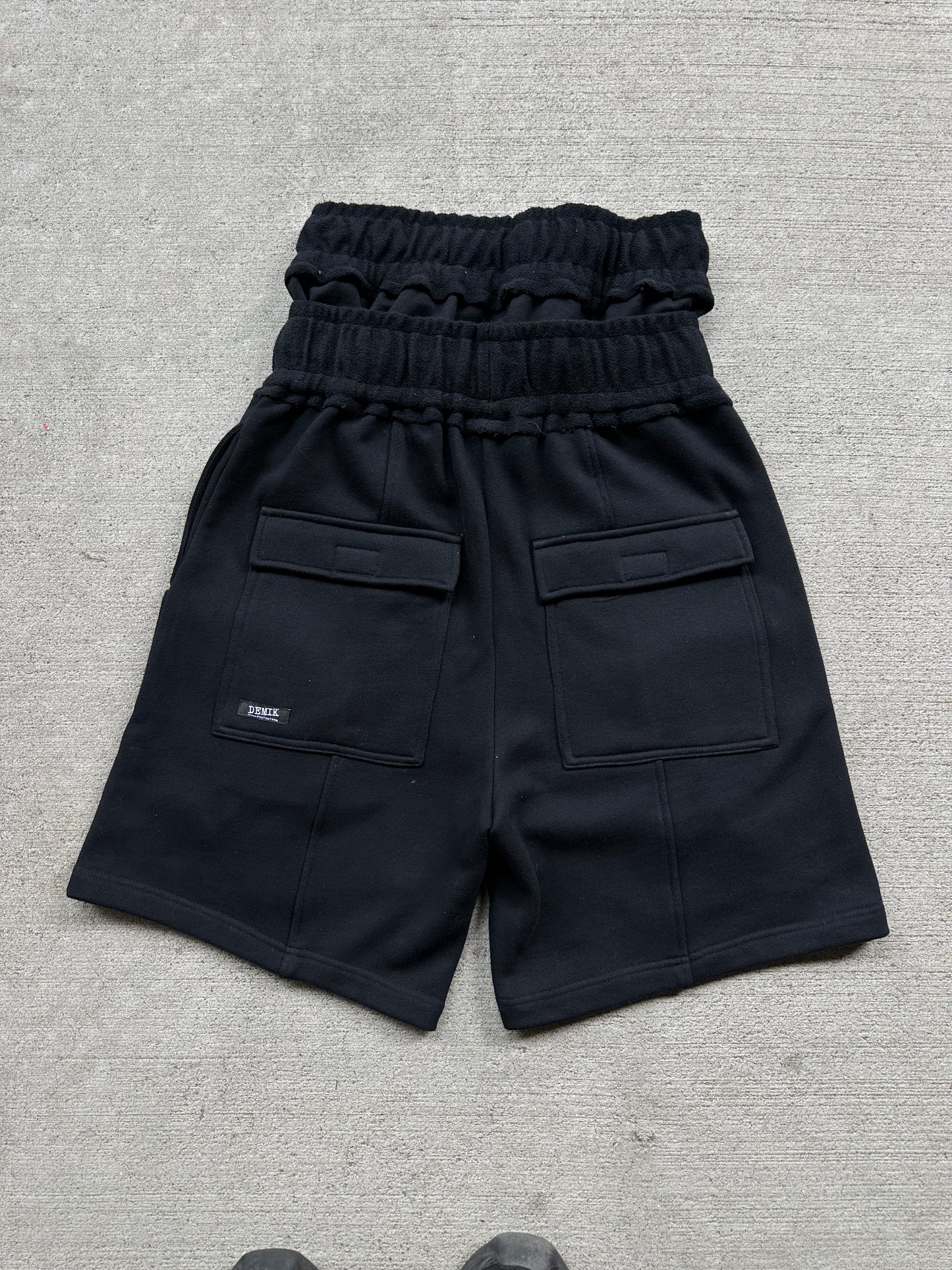 ZIP PLUS SHORTS